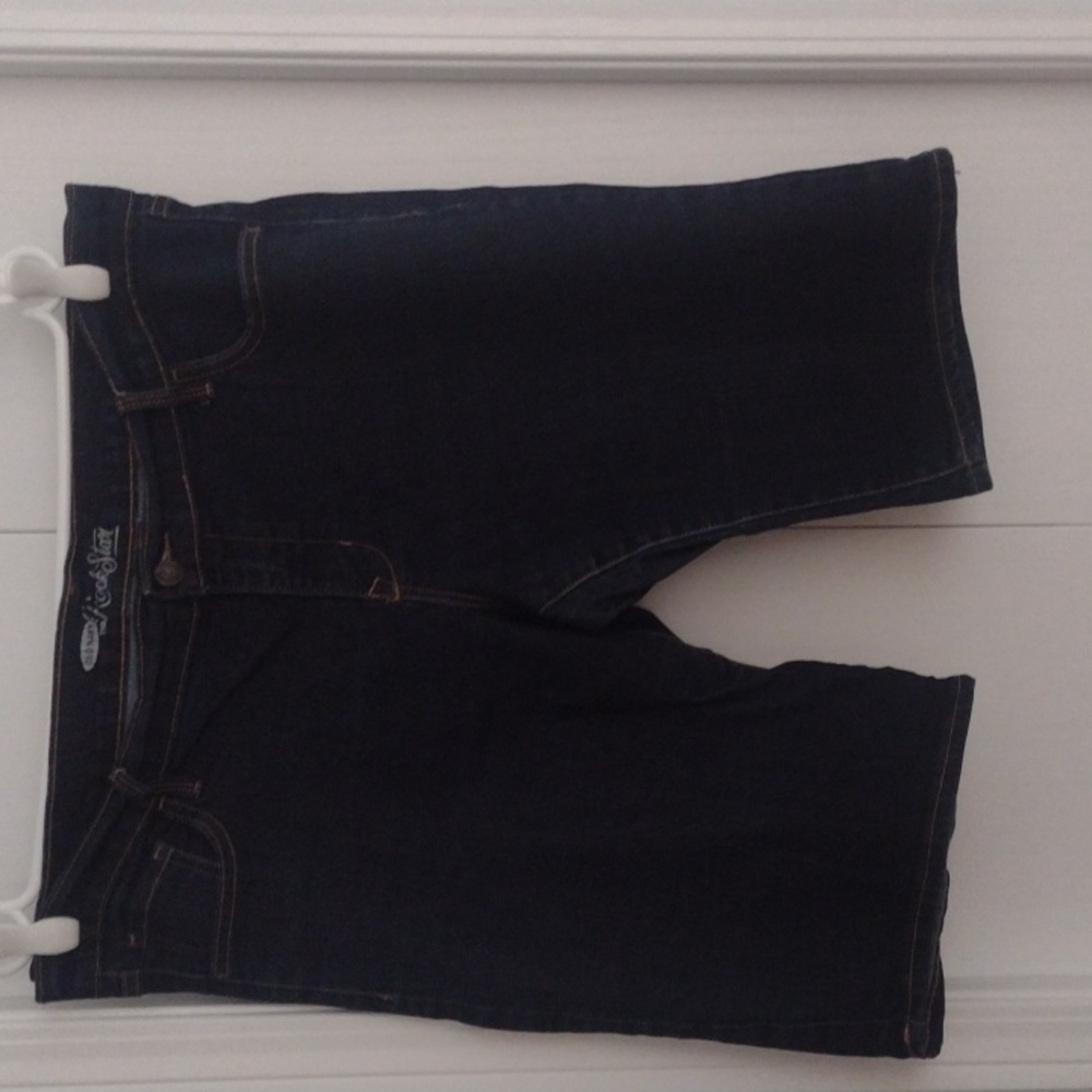 Old Navy The Rockstar Jean Shorts Size 18